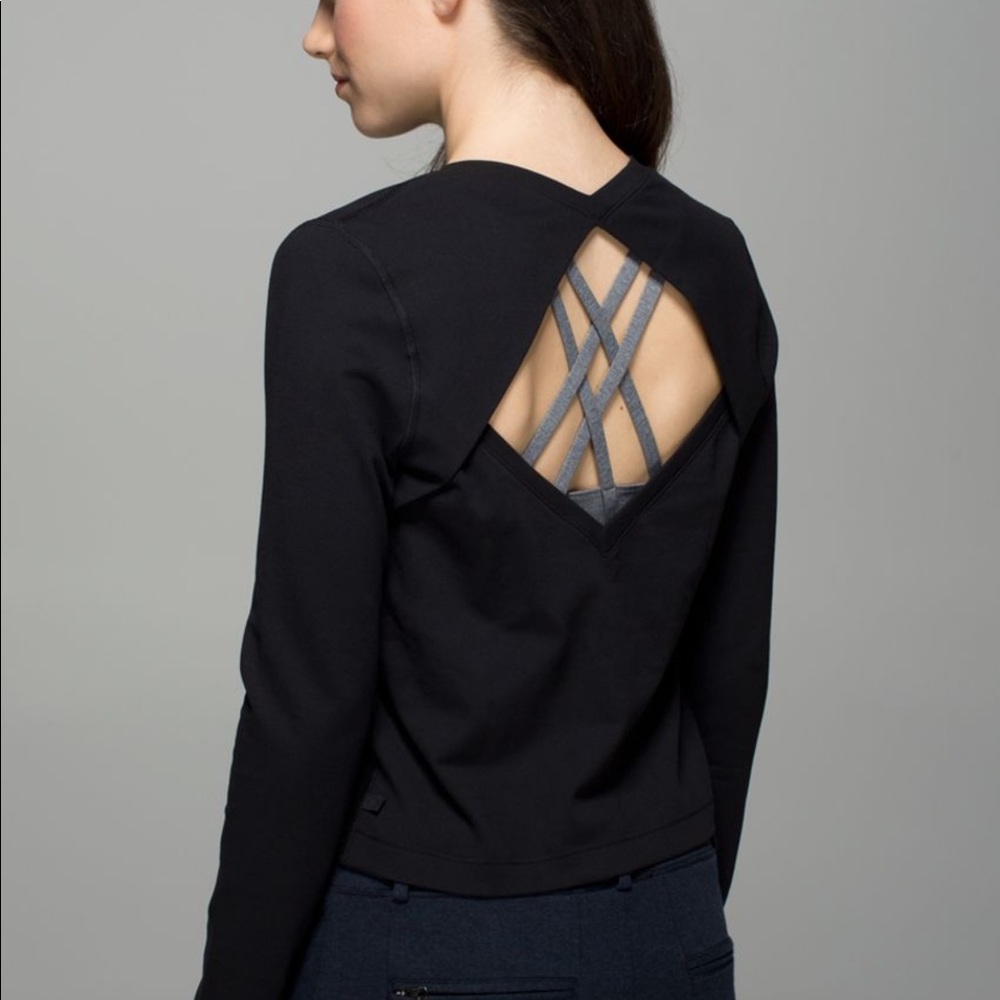 Lululemon Back Up Long Sleeve.